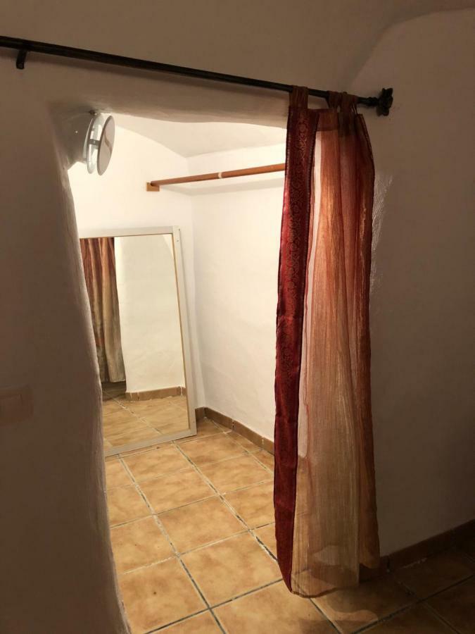 Alojamiento Rural, Cueva De La Abuela Cuevas del Campo Exterior foto